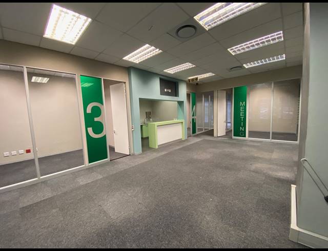 192M² OFFICE TO LET IN ZONNEBLOEM